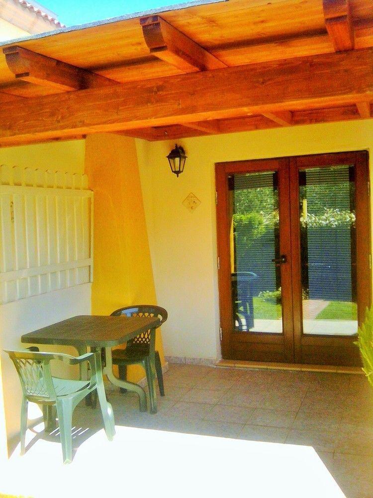 Case Vacanze San Silvestro Будони Экстерьер фото